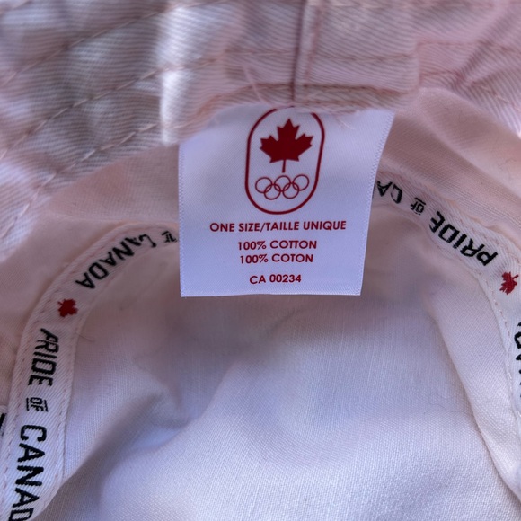 Canada Olympics Hat - Picture 4 of 4